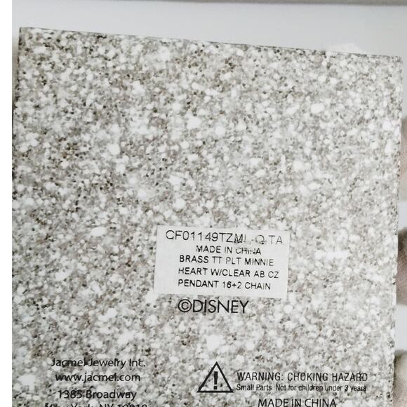 Disney Minnie Mouse Necklace Silver-Toned Heart NIP - Picture 8 of 8